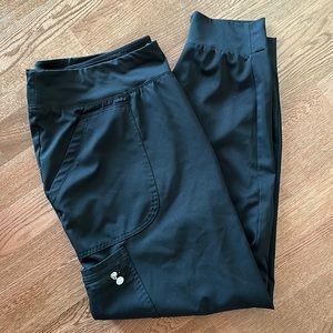 Scrubs and beyond harmony collection Serena joggers. XL